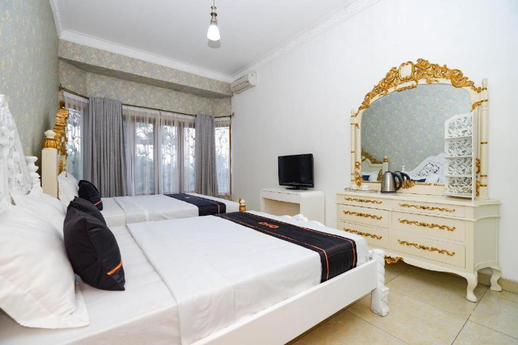 Guest House Gethsemane Salatiga Zewnętrze zdjęcie